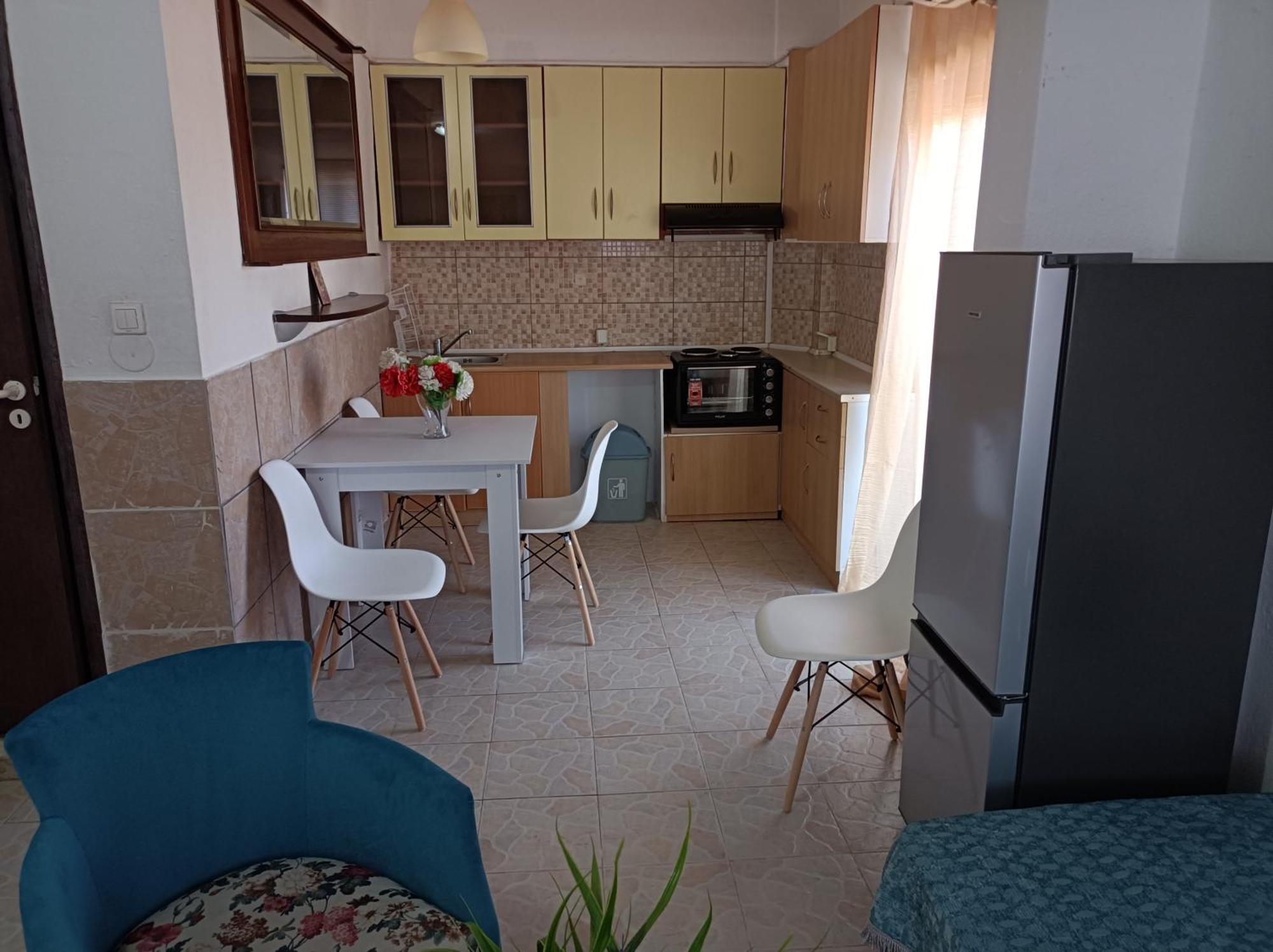 Blue Moon Apartments Неа-Миханиона Экстерьер фото